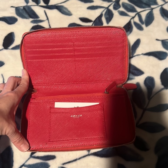 Like new hot pink leather and canvas wallet. - Picture 3 of 4